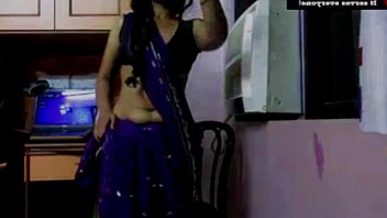 Mallu Desi Lilly Aunty Ki Chokt Ki Pyas Kaise Bhujaye Aunty Ki Puti Dasta Dekho Choot Ki Aag Nikaldi free video